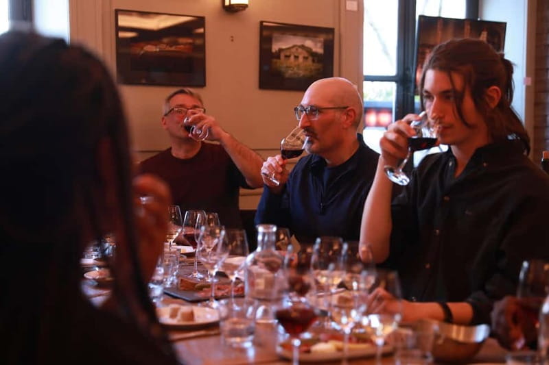 Paris: French Wine Tasting and Pairing in Montmartre - Key things you will notice fast