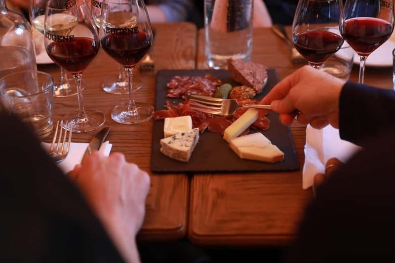 Paris: French Wine Tasting and Pairing in Montmartre - Who this Montmartre wine tasting is best for