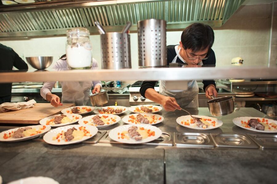 Paris: Full-Day Cooking Class with 3-Course Lunch - Key things you’ll notice right away