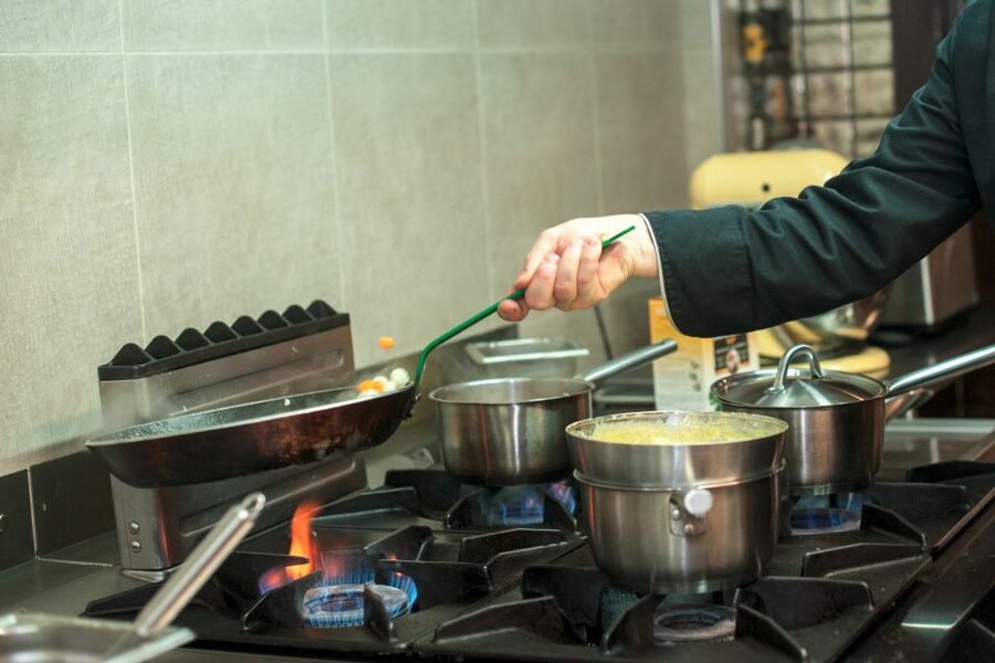 Paris: Full-Day Cooking Class with 3-Course Lunch - Lunch at the table: wine, cheese, and your 3-course result