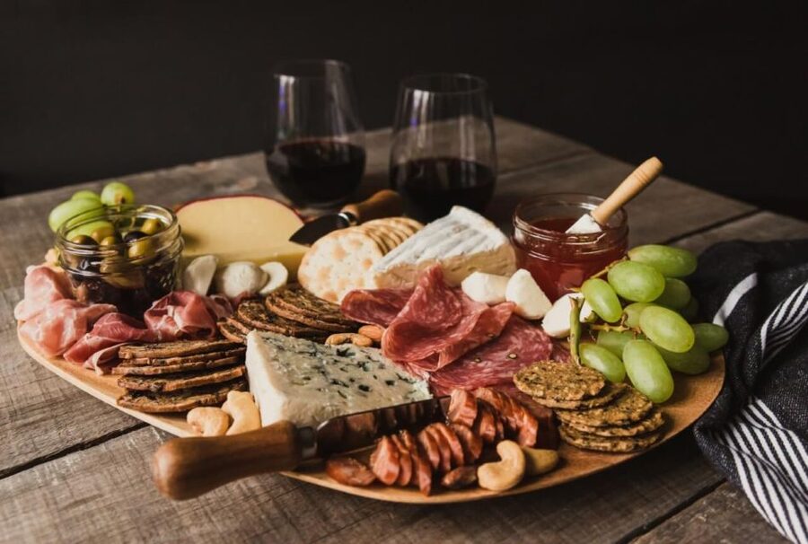 Paris: Gastronomic Private Walking Tour with Food Tastings - Quick Hits You Can Plan Around