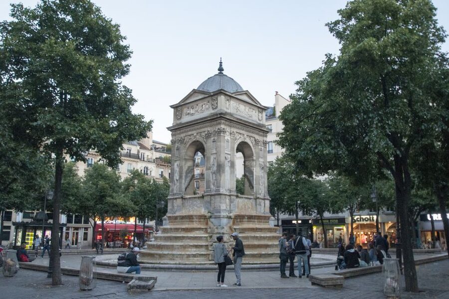 Paris: Ghosts, Legends & Mysteries Evening Walking Tour - Price and value: is $15 for two hours a good deal?