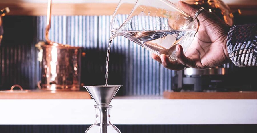 Paris gin making workshop in English - Who should book this gin workshop, and who should skip it
