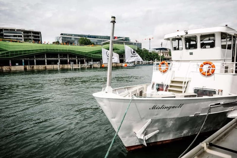 Paris: Gourmet 3-Course Dinner Cruise with French Wine - Who this cruise suits best, and who should skip it