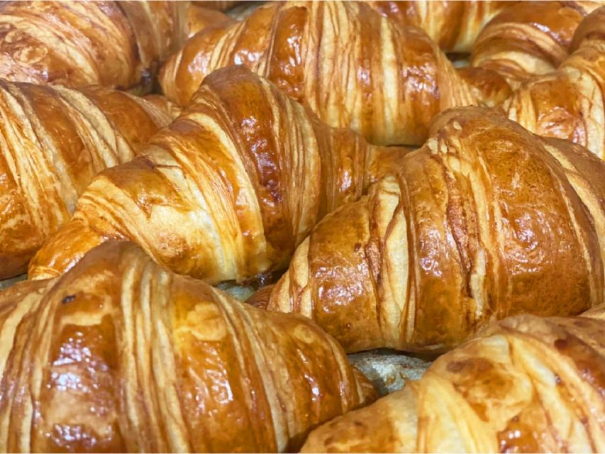 Paris: Gourmet Food Tour & Louvre Museums Guided Tour - Why this Paris food plus Louvre day makes practical sense