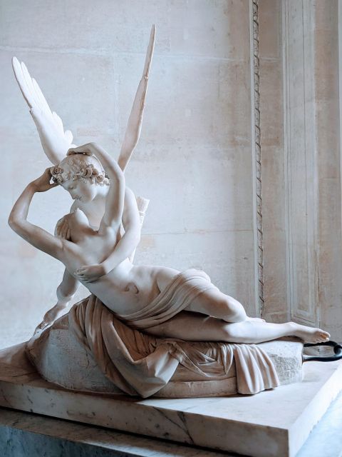 Paris: Guided Louvre Museum Tour with Optional Entry Ticket - How this Louvre tour turns chaos into a smart route