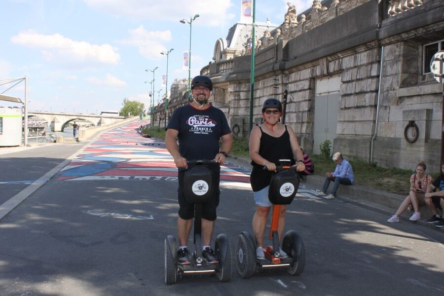 Paris: Guided Segway Tour - Meeting at 101 Av. de la Bourdonnais and getting ready fast