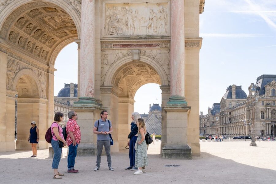 Paris: Guided Tour of the Must-Sees of the Louvre Museum - Timing and pace: what 90 minutes really means once you factor in life