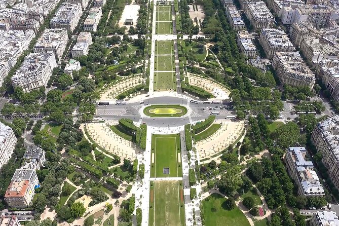 Paris Half Day Tour & Cruise, Private Guide & Louvre Entrance - Photo Stops Designed for Better Memories, Not Faster Rushing