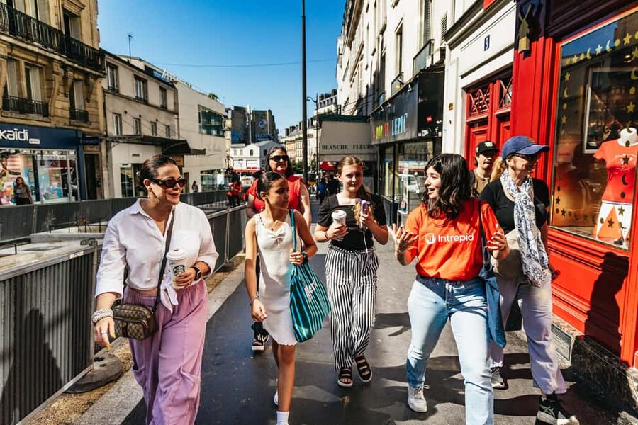 Paris: Hidden Gems of Montmartre with Local Guide - From Blanche to Moulin Rouge, minus the tour-bus noise