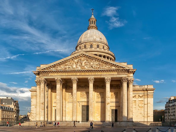 Paris Highlights Immersive Coach Tour - Eiffel Tower views from Place du Trocadéro, plus the pass by Eiffel area