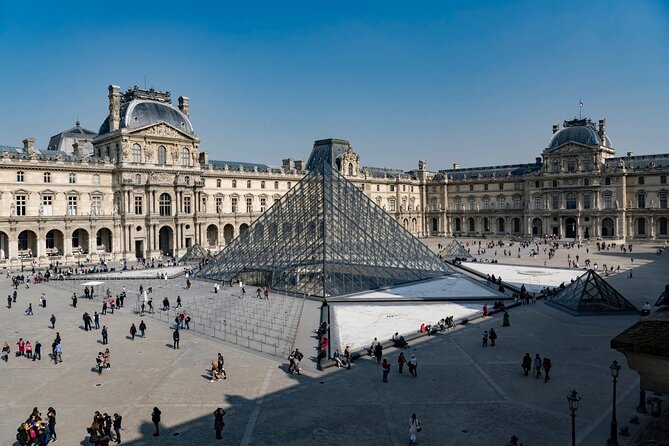 Paris highlights sightseeing tour with private Transportation - Place de la Concorde, the Élysée Palace area, and the royal-styled streets around Vendôme