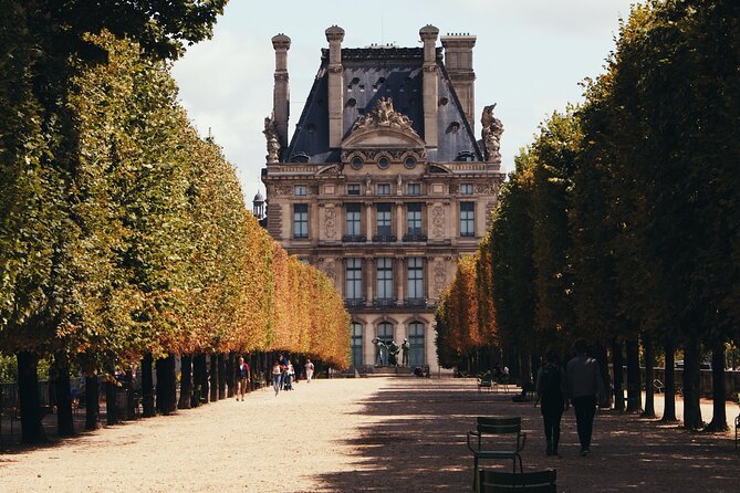 Paris Highlights with an LGBTQ Perspective Private Tour - The Opera area (9th arrondissement): spotting the LGBTQ imprint