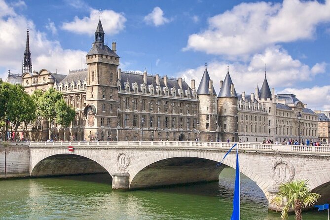 Paris - Historic City Center Walking Tour - How long it really takes, and how the pace stays manageable