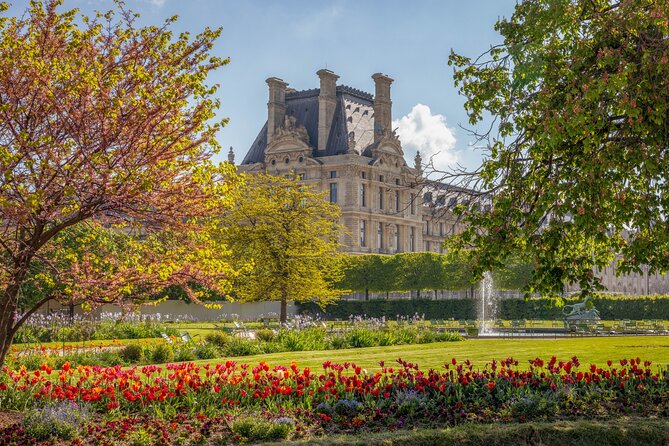 Paris History Walk: Medieval Marais, Notre Dame Islands & Stories - Île de la Cité: Where Paris Began, Right in the Middle of Everything