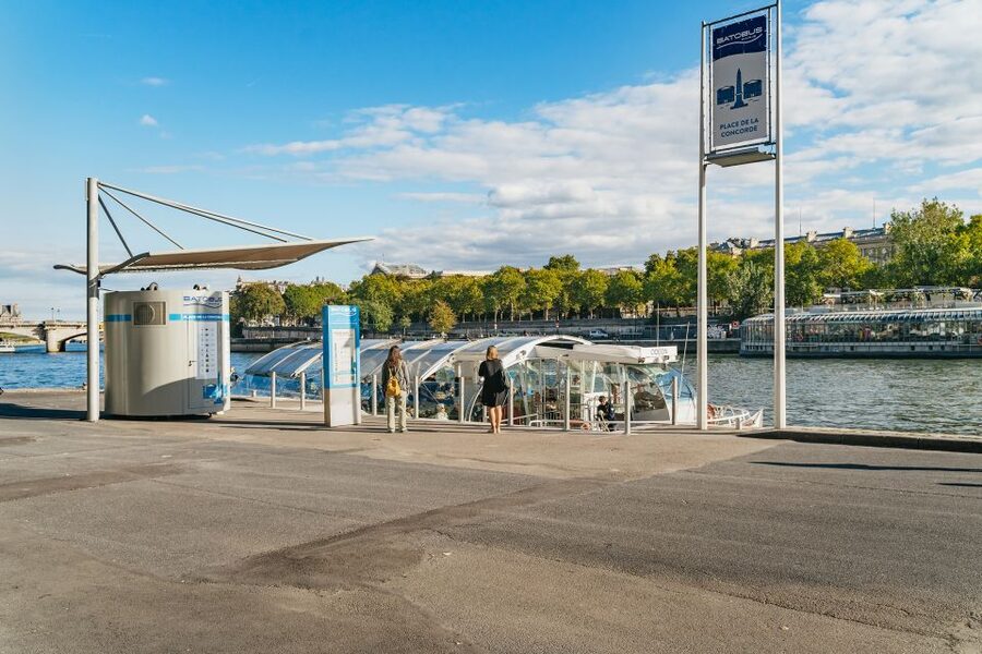 Paris: Hop-On Hop-Off Seine Cruise Pass with 9 Stops - Practical tips that save time and frustration