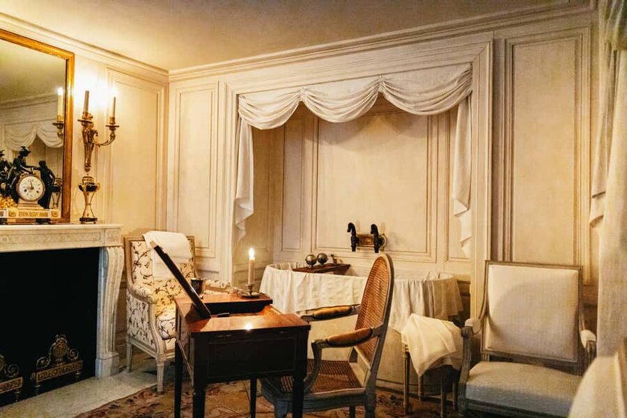 Paris: Hôtel de la Marine Entry Ticket - The apartments experience: Garde-Meuble to Navy headquarters