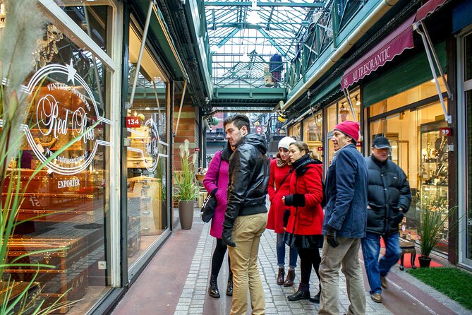 Paris Iconic Saint Ouen Flea Market Small Group Walking Tour - The cabaret café break at Chez Louisette (hot drink included)