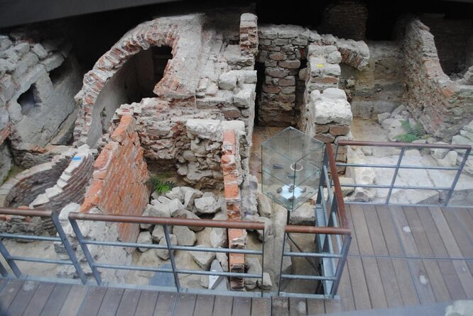 Paris: Île de la Cité and Notre-Dame Walking Tour With Crypt - Key things I’d center in my planning