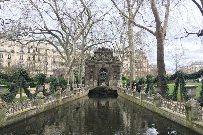 Paris Ile-de-la-Cité Walking Tour: Max 6 People Group or Private - Key reasons to book this Île-de-la-Cité and Île Saint-Louis walk