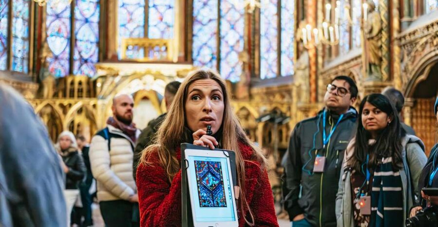 Paris: Ile de la Cité Walking Tour with Sainte-Chapelle - Notre Dame Cathedral Exterior Views, Plus What the 2019 Fire Changed