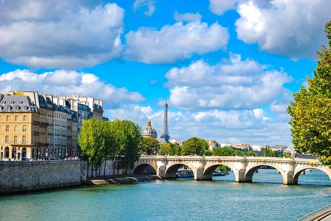 Paris in a Day VIP and Private Tour with Pick-Up and Drop-Off - Price and value: is $158.29 a fair deal?