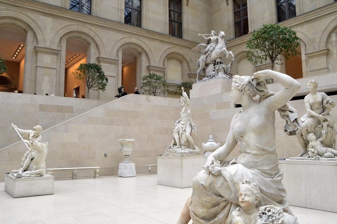 Paris in a Day with Louvre Museum and Seine River Cruise Tickets - Boarding at the Eiffel Tower: what to expect before you set sail