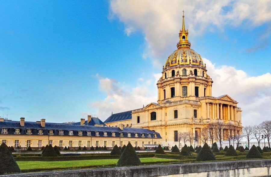 Paris: Invalides Dome - Skip-the-Line Guided Museum Tour - The Museum Portion: Artifacts, Recreated Scenes, and Maps