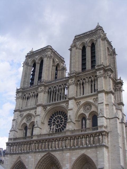 Paris Jewish History 2-Hour Private Guided Walking Tour - Notre-Dame Cathedral: where architecture meets uncomfortable history