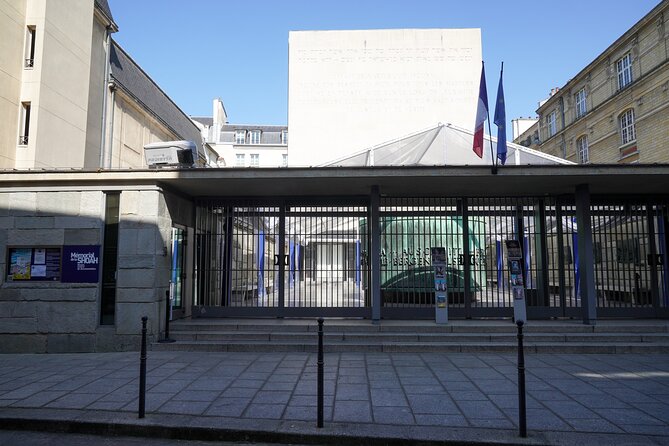 Paris Jewish Quarter Marais Smartphone GPSAPP Audio Walking Tour - Price and value: $7.50 for a self-paced narrative you can reuse