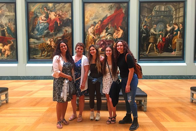 Paris Kids and Families Private Louvre Tour - The family-first art historian approach that keeps kids listening
