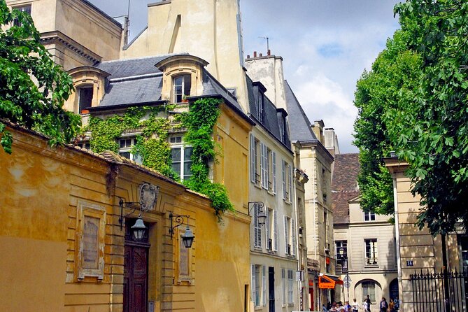 Paris La Marais District Guided Walking Tour - The Anne Frank Memorial Stop You Actually Get to See