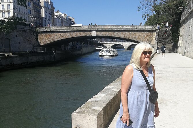Paris Landmarks & Crepes - Louvre outside, Tuileries stroll, and the Arc du Carrousel