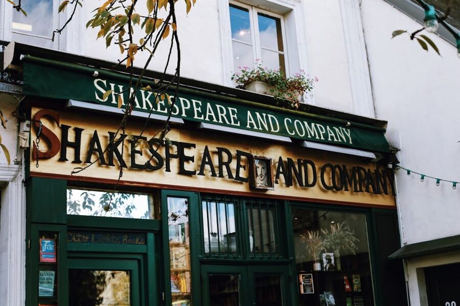 Paris: Latin Quarter 2.5-Hour Private or Group Walking Tour - Shakespeare and Co., Sorbonne Energy, and Luxembourg Gardens Calm