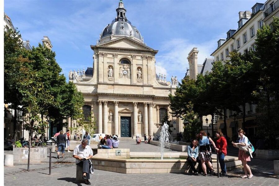 Paris: Latin Quarter Guided Walking Tour in German - Key highlights worth planning around