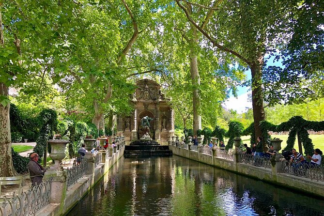 Paris Latin quarter: Private walking tour with a local guide - How the guide style changes what you get out of the walk