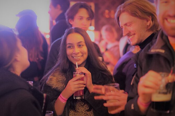 Paris Latin Quarter Pub Crawl Bars and Clubs - Drink deals and the one-free-shot rhythm