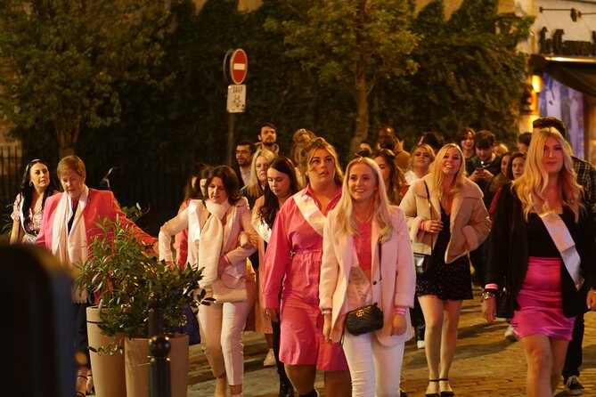 Paris Latin Quarter Pub Crawl Bars and Clubs - Price and value: what $30.25 really buys
