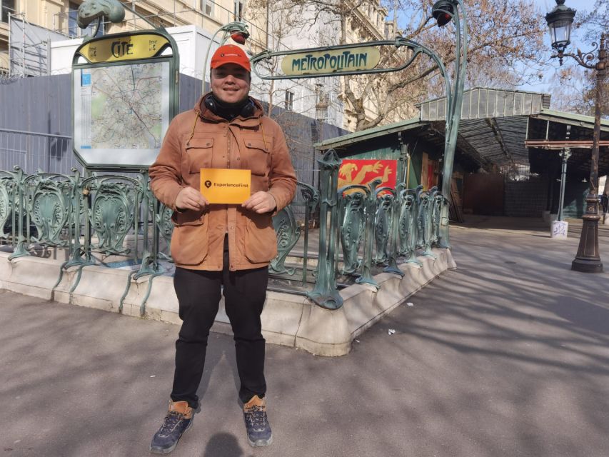 Paris: Latin Quarter Walking Tour with Local Guide - From Ile de la Cité to Place Saint-Michel: why this area works