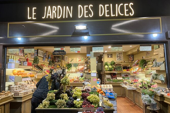 Paris Le Marais District Guided Walking Tour with Tastings - Marché Couvert des Enfants Rouges: Oldest Market, Local Tastings