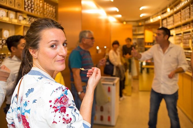 Paris Le Marais District Original Food and Wine Tasting Tour - Meeting Point and Walking Pace for a Calm 3.5-Hour Tour