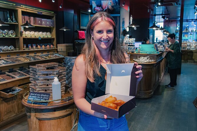 Paris Le Marais Food & Wine Tour with Eating Europe - Tranché Marais and Brigat pastries: a sweet and savory warm-up