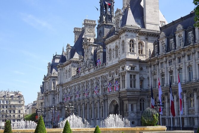 Paris Le Marais Hidden Gems Small Group Tour with Cruise Option - Late-Morning Le Marais: Exactly the Right Pace