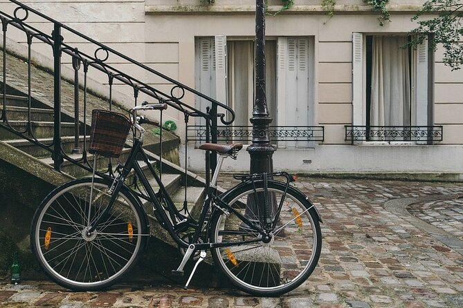 Paris Le Marais Historical Walking Tour with Wine and Cheese Tasting - Pont Marie and the Seine: a classic bridge view moment