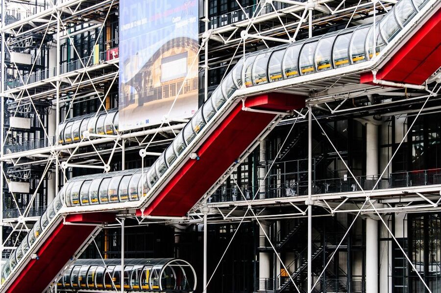 Paris: Le Marais Walking Tour - Stravinsky Fountain start, and what to expect if it is under renovation