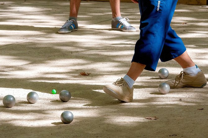 Paris Learn How to Play Pétanque French Experience - Drinks, snacks, and the French aperitif feel at the right hour