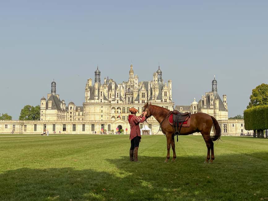 Paris: Loire Valley Castles Tour with Wine Tasting - The second castle choice, Chambord or Amboise