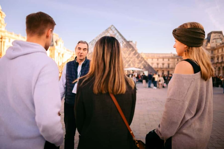 Paris Louvre Exclusive Semi Private Guided Tour Max 6 People - A 6-Person Louvre Plan That Actually Feels Manageable
