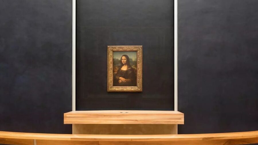 Paris: Louvre Masterpieces Private Tour with Reserved Entry - Reserved Entry, Meeting Point, and the Reality of Security