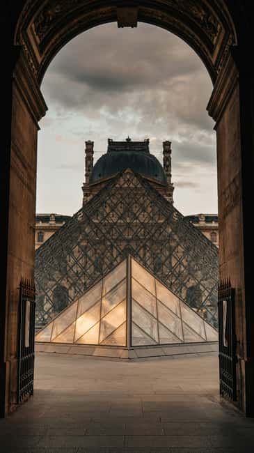 Paris: Louvre Mona Lisa Discovery Guided Tour with Ticket - Practicalities: What to Bring and What the Louvre Does Not Allow